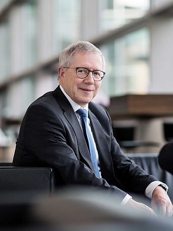 Portrait_Vorstand_Gerhard_Fuchs Portrait Gerhard Fuchs
